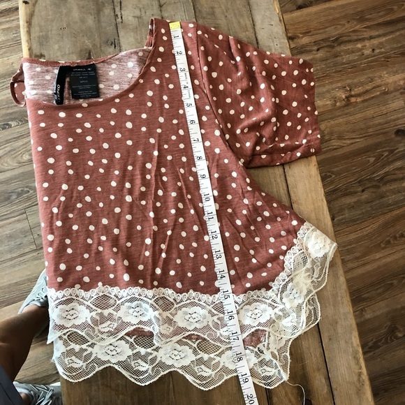 O'Neill mauve polka dot crop with lace - Picture 7 of 7